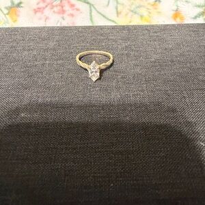 14k gold engagement ring 1 ct.Diamond